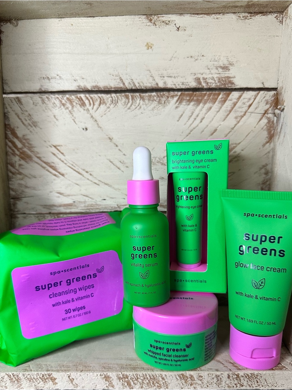 NEW Spa Scentials Super Greens 5-Piece Skincare Set Bundle